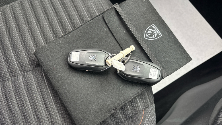 Peugeot 208 1.2 PureTech Active Premium + 5dr Petrol Hatchback